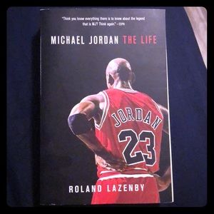 I am selling a mint condition Michael Jordan book